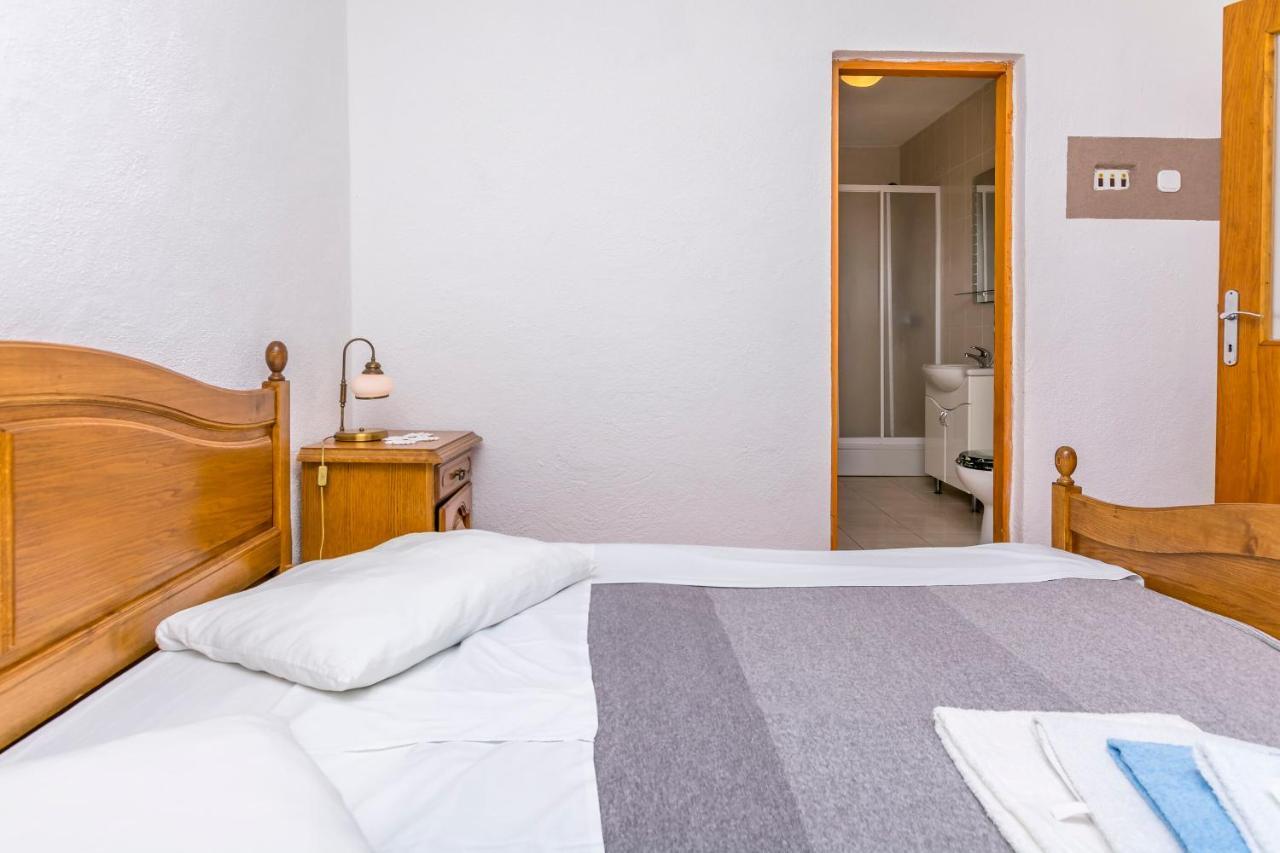 Apartments Ivat Rogoznica  Luaran gambar