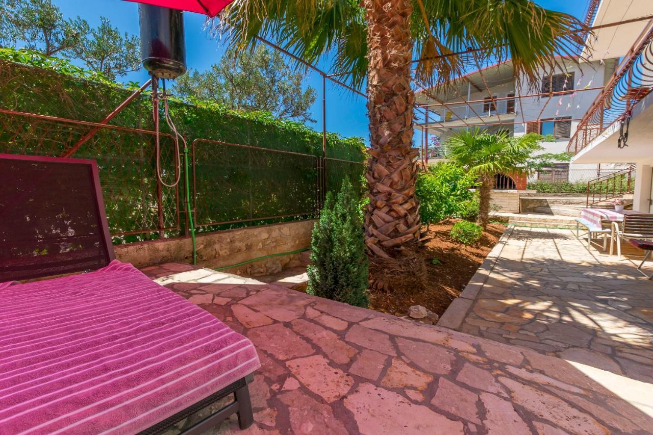 Apartments Ivat Rogoznica  Luaran gambar